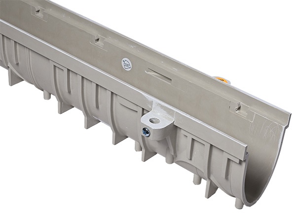 100C 4" Wide SMC-GRP Trench Drain Channel