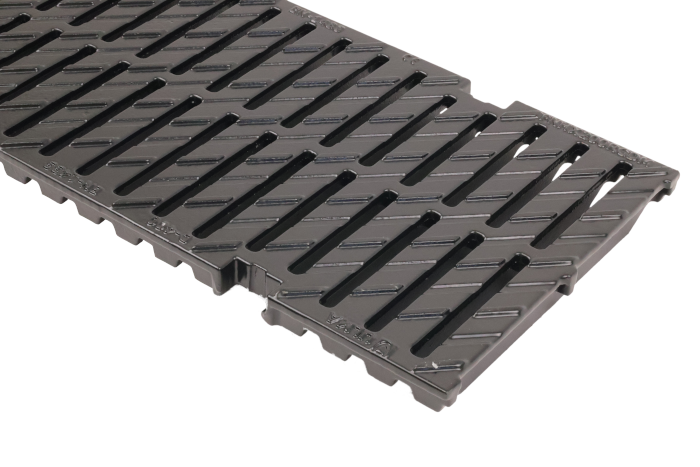 MV200 D Class Ductile Iron ADA Slotted Grate 1/2M
